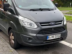 Grau Gebraucht 2016 Ford Transit Custom Van / Kleinbus | 11.000 € (Guter Preis)