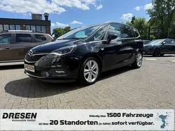 Schwarz Gebraucht 2019 Opel Zafira Innovation Van / Kleinbus | 16.590 € (Guter Preis)