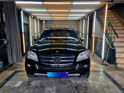Schwarz Gebraucht 2008 Mercedes ML500 SUV | 13.700 €