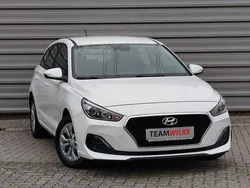 Weiß Gebraucht 2019 Hyundai i30 Select Kombi | 11.780 € (Fairer Preis)