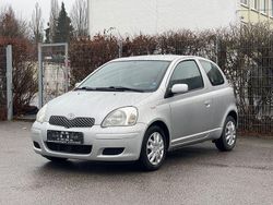 Silber Gebraucht 2004 Toyota Yaris Limousine | 3.999 € (Etwas zu teuer)