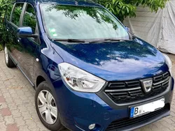 Blau Gebraucht 2018 Dacia Lodgy Lauréate Van / Kleinbus | 7.800 € (Superpreis)