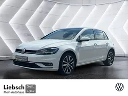 Weiß Gebraucht 2018 VW Golf VII Comfortline Limousine | 15.990 € (Fairer Preis)