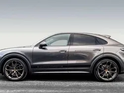 Grau Gebraucht 2023 Porsche Cayenne Turbo SUV | 129.900 €