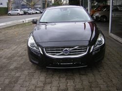 Schwarz Gebraucht 2012 Volvo S60 Momentum Limousine | 8.950 € (Fairer Preis)