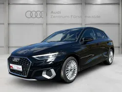 Schwarz Gebraucht 2022 Audi A3 Sportback Advanced Limousine | 27.925 € (Fairer Preis)