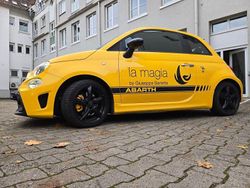 Gelb Gebraucht 2018 Abarth 595C Pista Cabrio | 15.899 € (Fairer Preis)