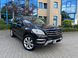 Blau Gebraucht 2011 Mercedes ML350 SUV | 12.550 € (Fairer Preis)