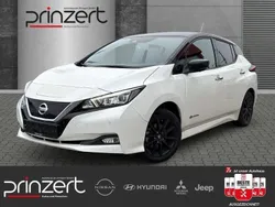 Pearl white/black m Gebraucht 2020 Nissan Leaf 360º Kleinwagen | 15.670 € (Fairer Preis)