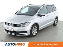 Grau Gebraucht 2019 VW Touran Comfortline Van / Kleinbus | 19.390 € (Guter Preis)