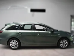 Grün metallic Gebraucht 2023 Kia Ceed Sportswagon Kombi | 18.650 € (Fairer Preis)