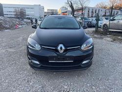 Sternenschwarz Gebraucht 2015 Renault Mégane GrandTour LIMITED Kombi | 3.750 € (Superpreis)