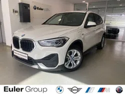 Weiss Gebraucht 2022 BMW X1 Sport Line SUV | 26.388 € (Fairer Preis)