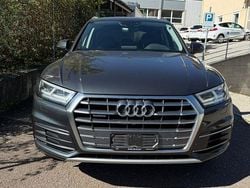 Grau Gebraucht 2019 Audi Q5 Sport SUV | 22.700 € (Fairer Preis)