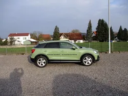 Grün Gebraucht 2022 Audi Q2 S-Line SUV | 28.800 € (Fairer Preis)
