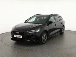 Grau Neu 2024 Ford Focus ST-Line X Limousine | 27.890 € (Guter Preis)