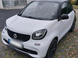 Weiß Gebraucht 2018 Smart ForFour Electric Drive Kleinwagen | 8.500 € (Etwas zu teuer)