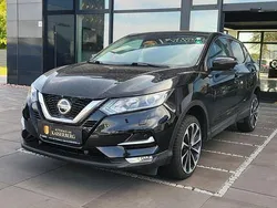 Schwarz Gebraucht 2018 Nissan Qashqai N-Connecta SUV | 11.900 € (Guter Preis)