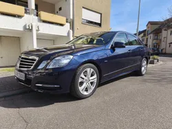 Blau Gebraucht 2011 Mercedes E300 Avantgarde Limousine | 7.999 € (Superpreis)