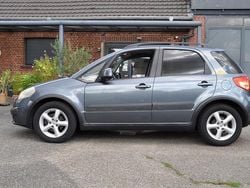 Grau Gebraucht 2008 Suzuki SX4 Comfort Limousine | 3.990 € (Fairer Preis)
