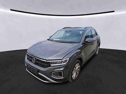 Indiumgrau metallic (metallic) Gebraucht 2022 VW T-Roc Beats SUV | 22.900 € (Guter Preis)