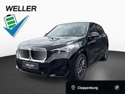 Schwarz Gebraucht 2024 BMW iX1 Luxury Line SUV | 47.490 € (Fairer Preis)