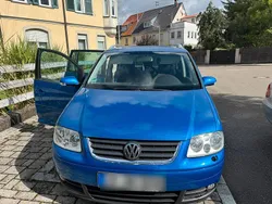 Blau Gebraucht 2004 VW Touran Van / Kleinbus | 550 € (Superpreis)