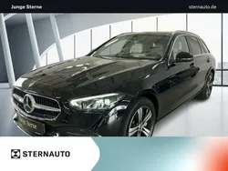 Unilack schwarz Gebraucht 2024 Mercedes C300e Kombi | 42.880 € (Guter Preis)