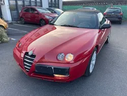Rot Gebraucht 2005 Alfa Romeo Spider Cabrio | 11.990 € (Etwas zu teuer)