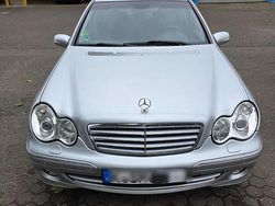 Silber Gebraucht 2004 Mercedes C200 Limousine | 4.250 € (Fairer Preis)