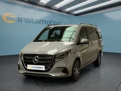 Grau Gebraucht 2025 Mercedes V300 Van / Kleinbus | 81.799 €
