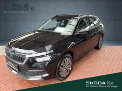 Schwarzmagic perleffekt (metallic) Gebraucht 2022 Skoda Kamiq Tour SUV | 21.350 € (Fairer Preis)