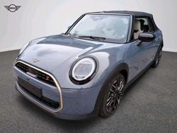 Grau Gebraucht 2024 Mini Cooper S Cabriolet Favoured Cabrio | 38.333 € (Fairer Preis)