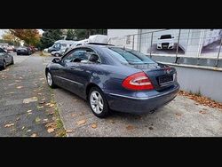Grau Gebraucht 2004 Mercedes CLK200 Coupé | 2.400 € (Fairer Preis)