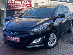 Schwarz Gebraucht 2013 Hyundai i30 Intro Edition Kombi | 4.990 € (Superpreis)