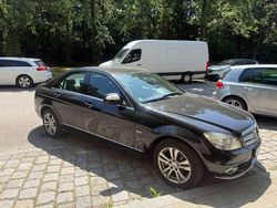 Schwarz Gebraucht 2007 Mercedes C200 Limousine | 7.700 € (Fairer Preis)
