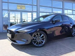 Blau Gebraucht 2021 Mazda 3 Selection Limousine | 24.842 € (Fairer Preis)
