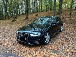 Schwarz Gebraucht 2015 Audi A4 S-Line Kombi | 11.190 € (Fairer Preis)