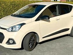 Beige Gebraucht 2014 Hyundai i10 Edition Kleinwagen | 4.500 € (Fairer Preis)