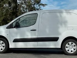 Weiß Gebraucht 2009 Citroën Berlingo Van / Kleinbus | 4.199 € (Etwas zu teuer)