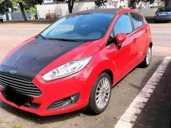 Rot Gebraucht 2013 Ford Fiesta Kleinwagen | 4.500 € (Guter Preis)