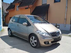 Mercedes A200