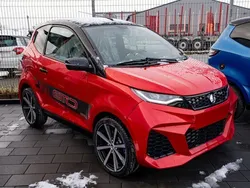 Rot Neu 2024 Aixam City | 20.400 € (Etwas zu teuer)