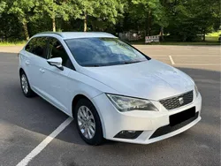 Weiß Gebraucht 2015 Seat Leon Kombi | 7.600 € (Guter Preis)