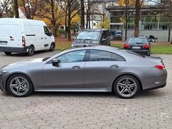 Grau Gebraucht 2023 Mercedes CLS220 AMG line Coupé | 45.699 € (Superpreis)