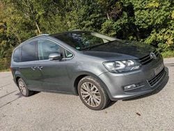 Grau Gebraucht 2012 VW Sharan Highline Van / Kleinbus | 8.990 € (Guter Preis)