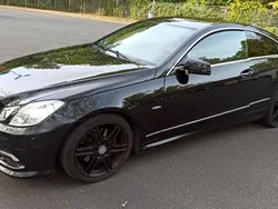 Schwarz Gebraucht 2010 Mercedes E250 AMG Coupé | 8.700 €