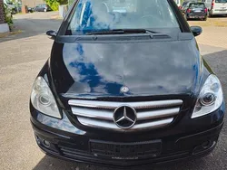 Schwarz Gebraucht 2006 Mercedes B200 Van / Kleinbus | 5.200 € (Fairer Preis)