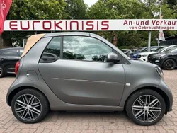 Grau Gebraucht 2019 Smart ForTwo Cabrio Brabus Cabrio | 22.999 € (Etwas zu teuer)