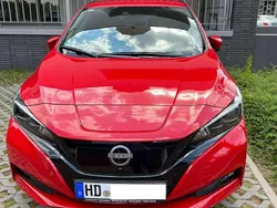 Rot Gebraucht 2022 Nissan Leaf Tekna Kleinwagen | 14.950 € (Guter Preis)